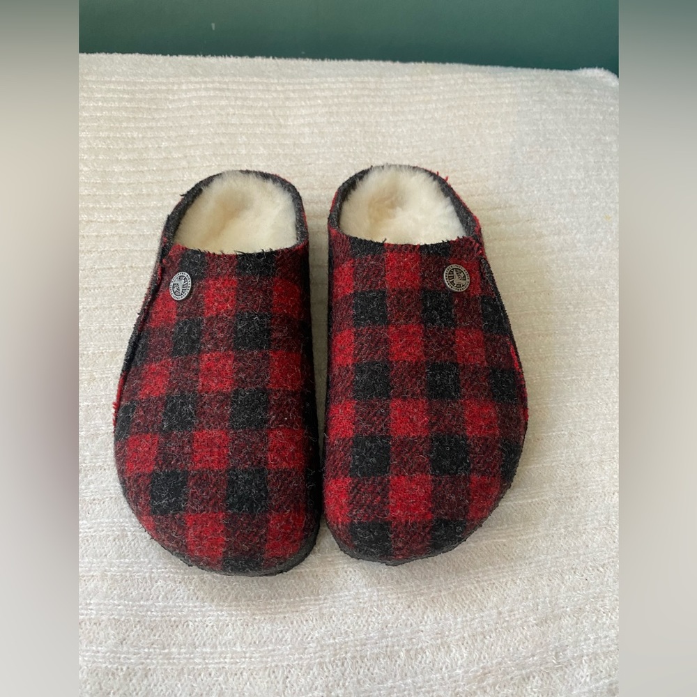 NWOT Birkenstock Kids Zermatt Shearling Wool Felt Slipper red plaid 34 (3/3.5)